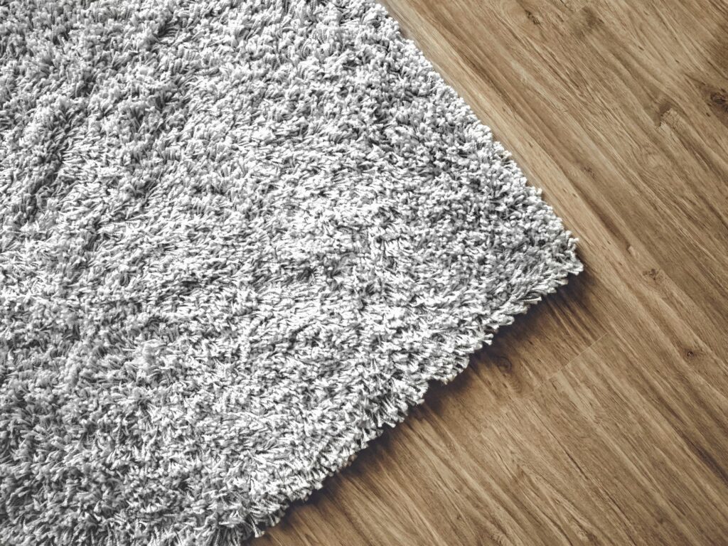 rug on hardwood floors