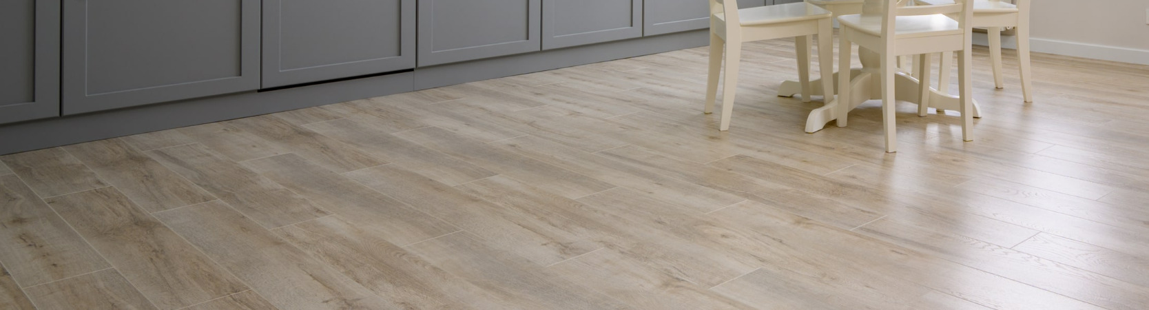 Close up of lvt floors in kitchen