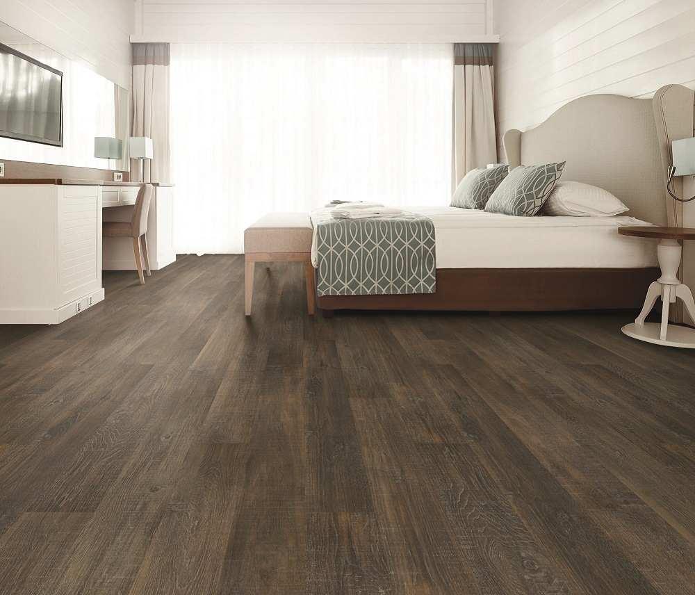 waterproof laminate floor in bedroom
